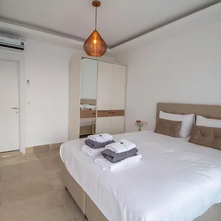 Hotell Benali 4*