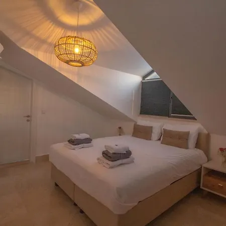 Benali Hotell